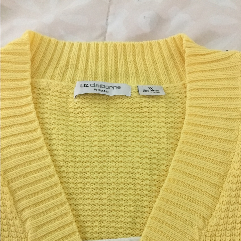 Liz Claiborne Woman Yellow Sunshine Sweater - Picture 6 of 6